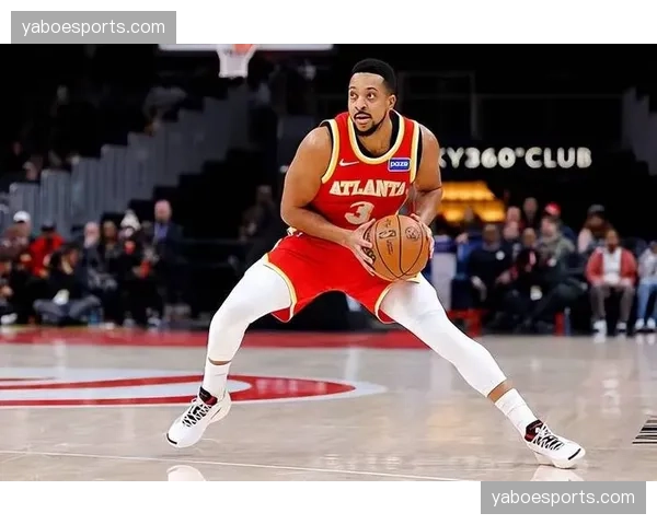 老鹰交易后重塑攻防体系，麦科勒姆关键球助球队2-1领先